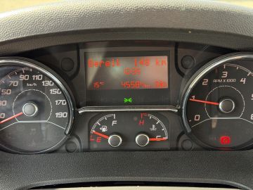 Adria MATRIX 600 DT Nav | Zonnepaneel | Hefbed